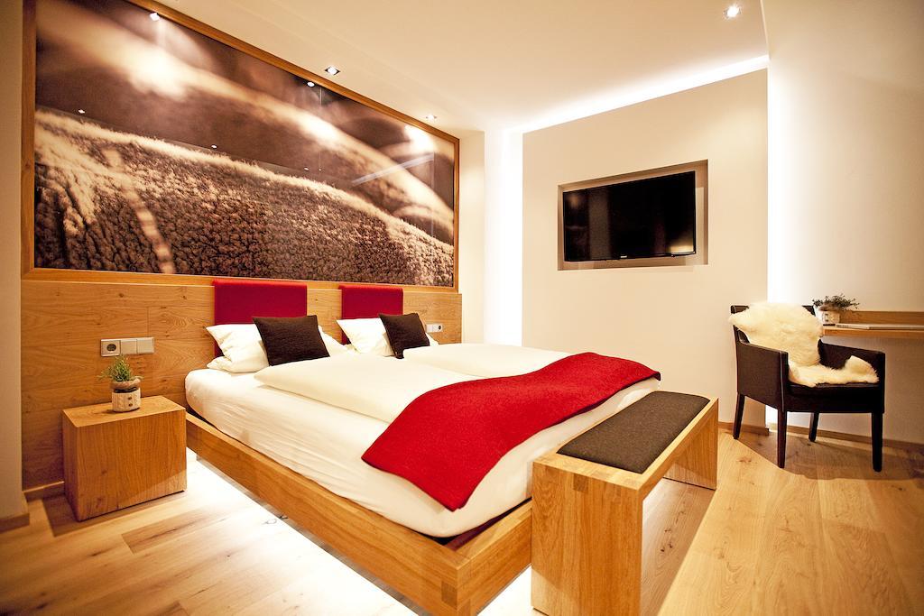 Widmann'S Loewen Hotel Königsbronn Стая снимка